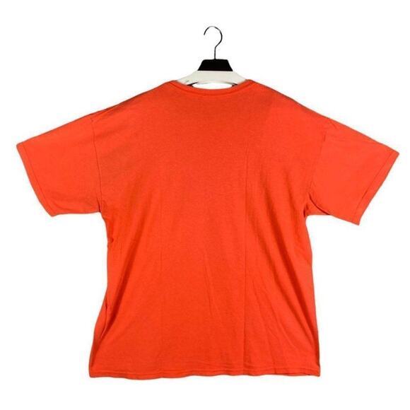 Chocolate World Hershey's Reese's Reeses T-Shirt Size Men's XL Shirt Orange - Picture 2 of 14